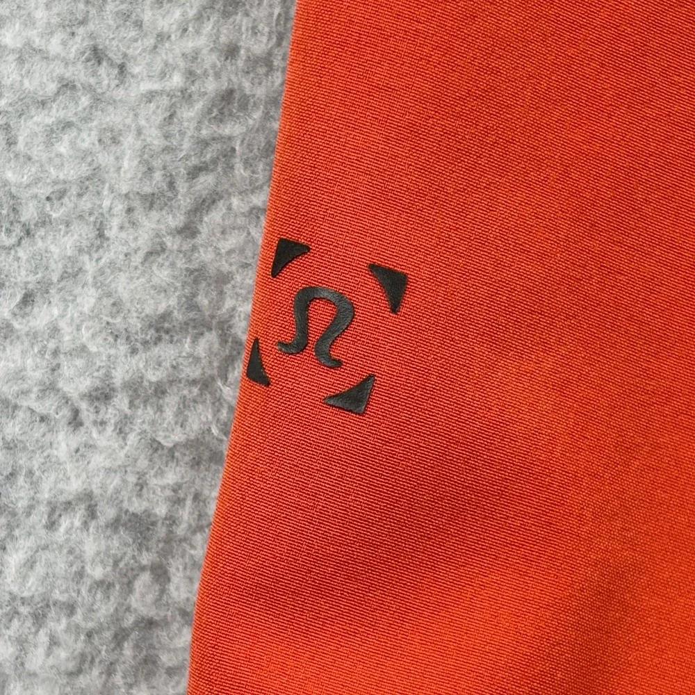 lululemon athletica small mark
